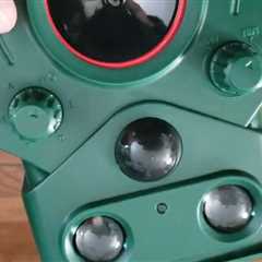 LOUD BRIGHT? Laturine Scarecrow Protector Solar Powered Ultrasonic Animal Repeller Review Unboxing